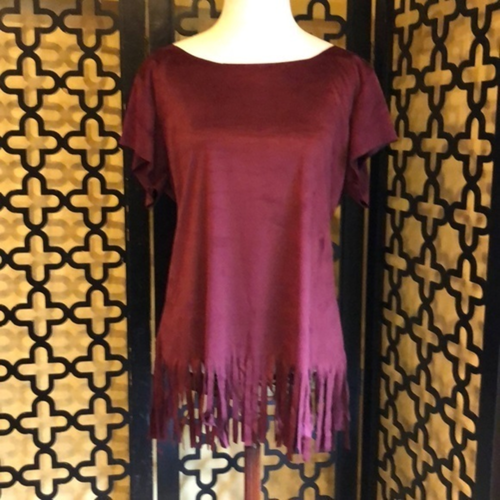 NWT BURGUNDY FAUX SUEDE FRINGE BLOUSE‎